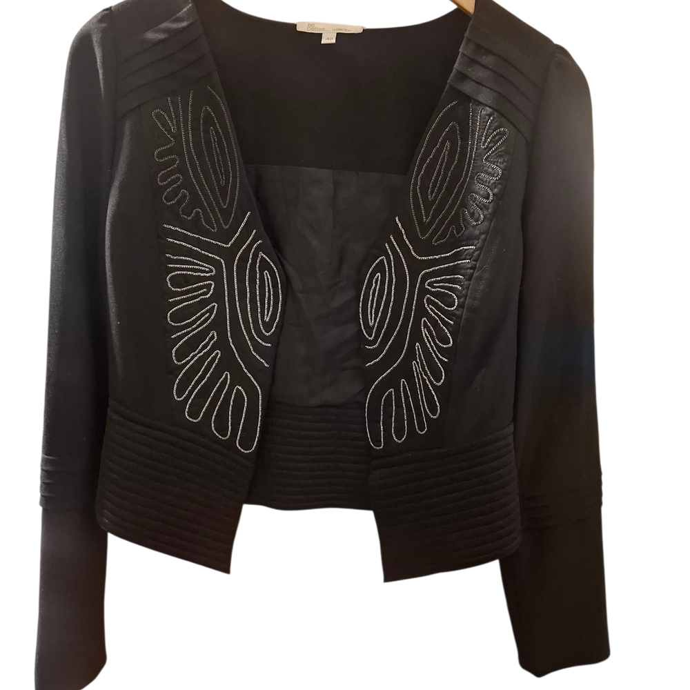 Chic Black Embroidered Women's Blazer